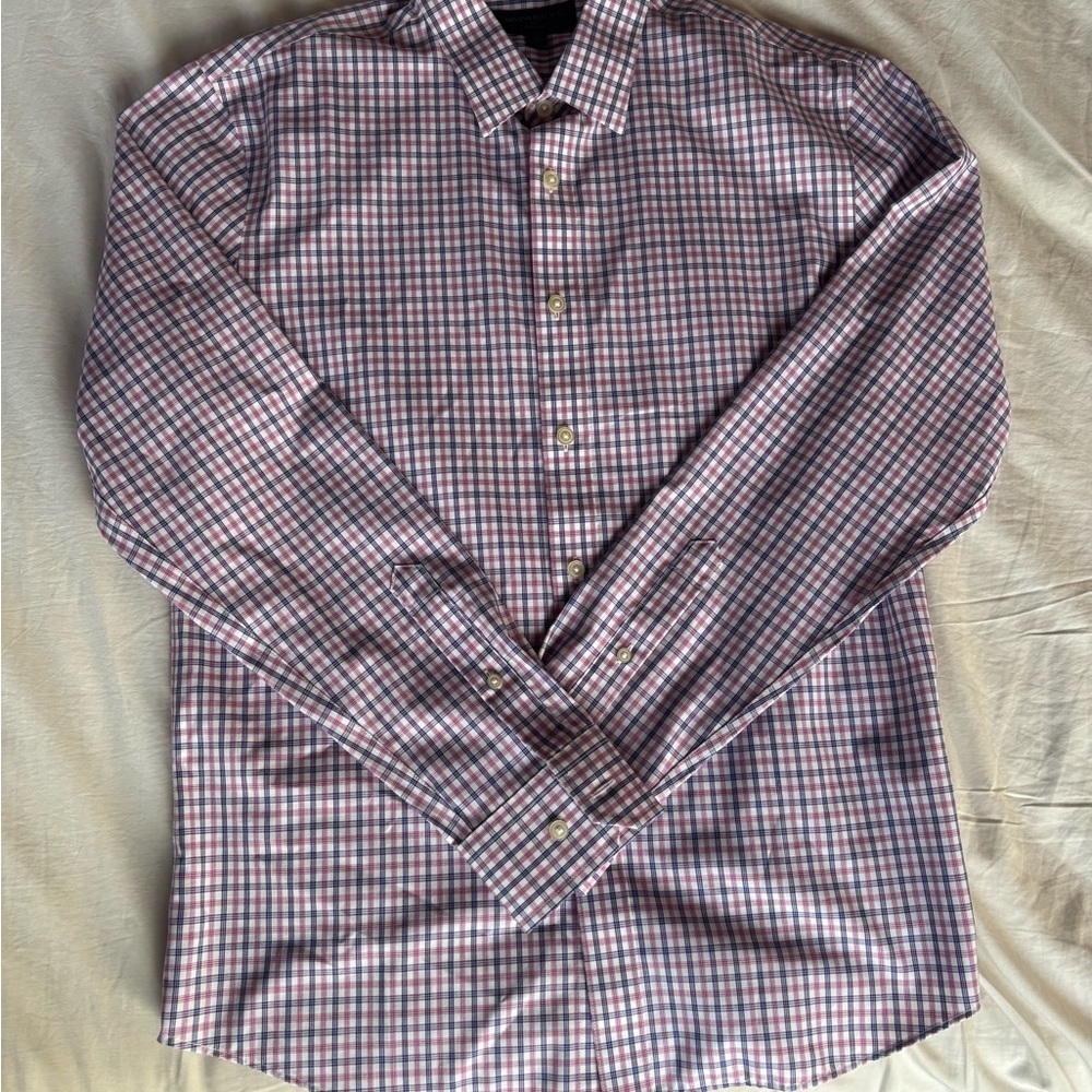 Banana Republic. Unticked Fit. Men's Red and Blue Checkered Shirt